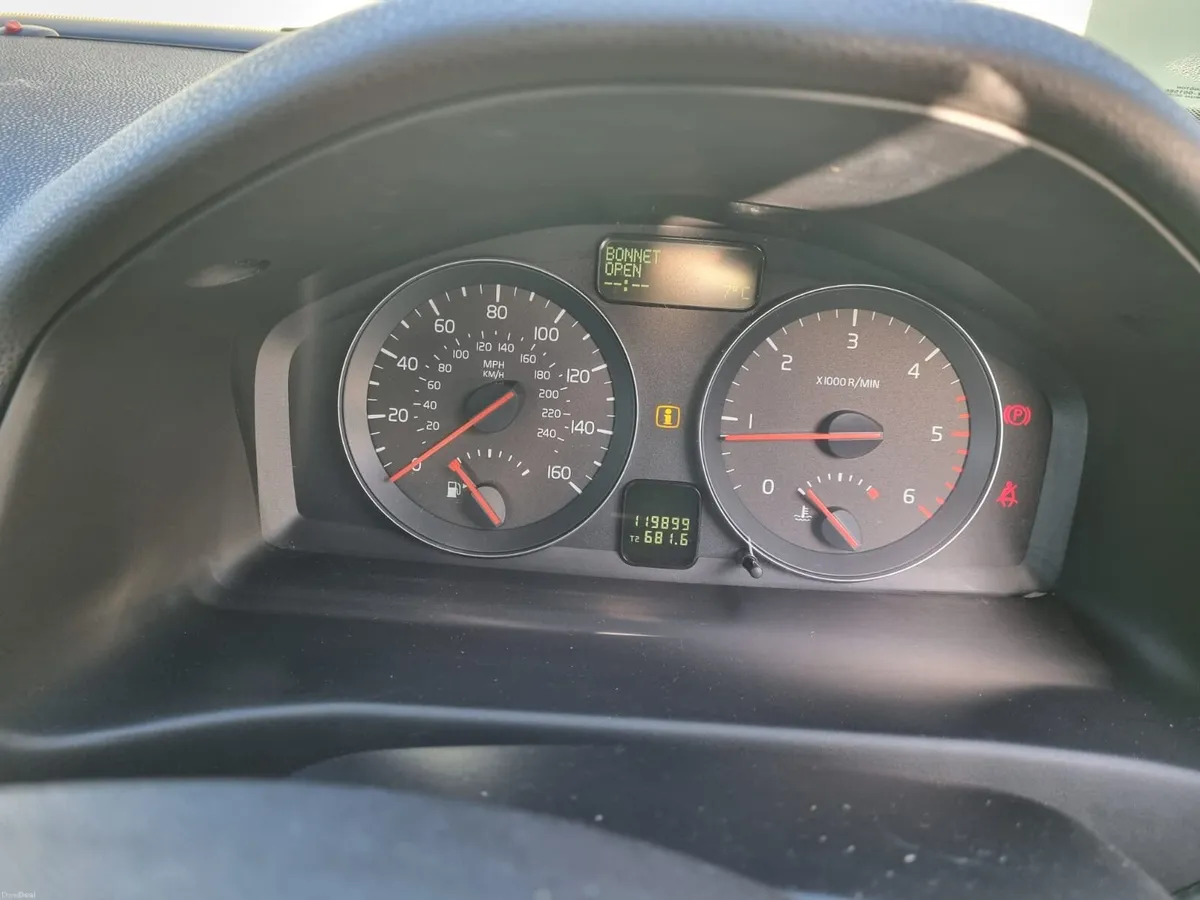 Volvo c30 coupe for sale - Image 3