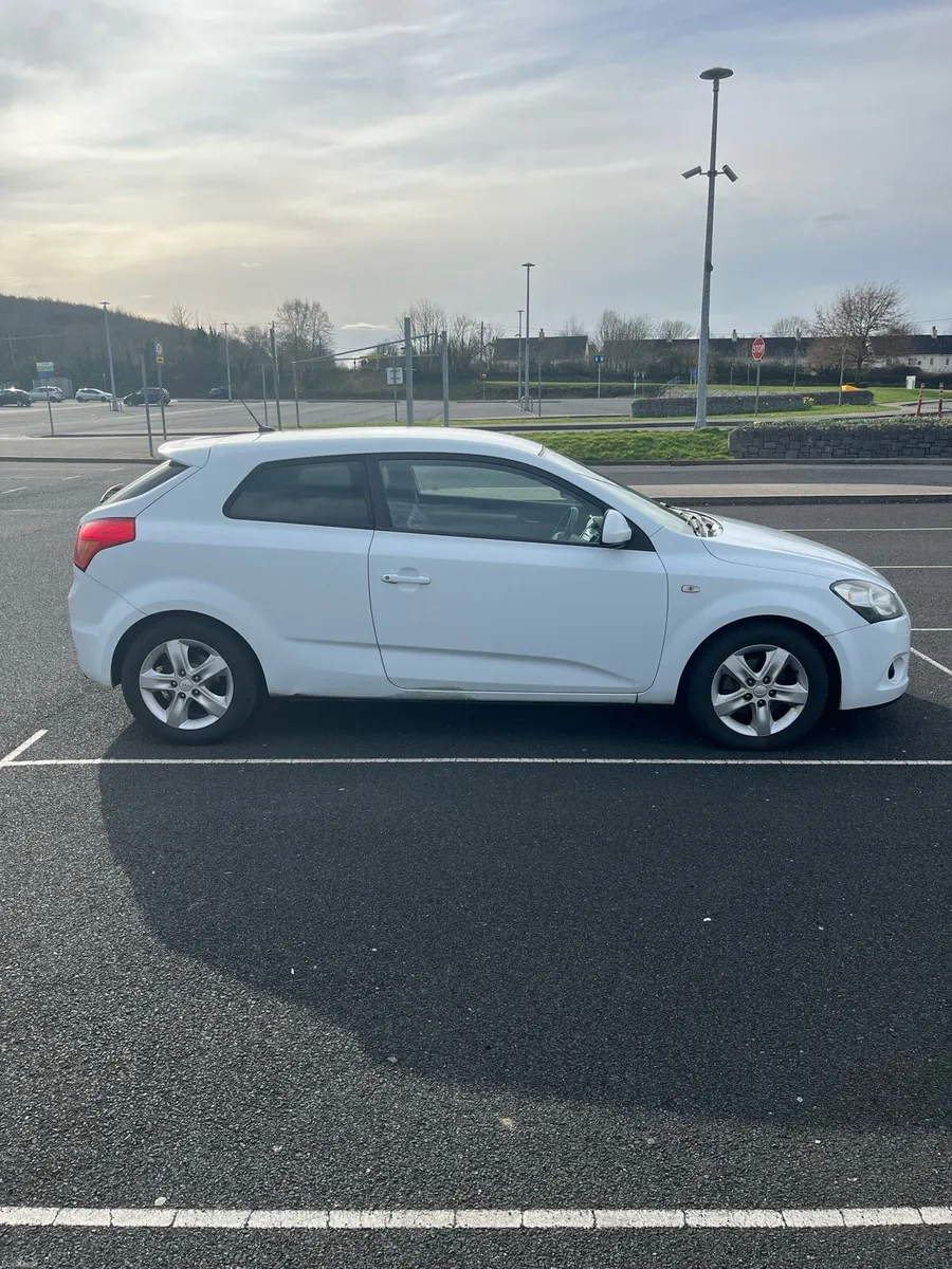 KIA PRO CEED - Image 1