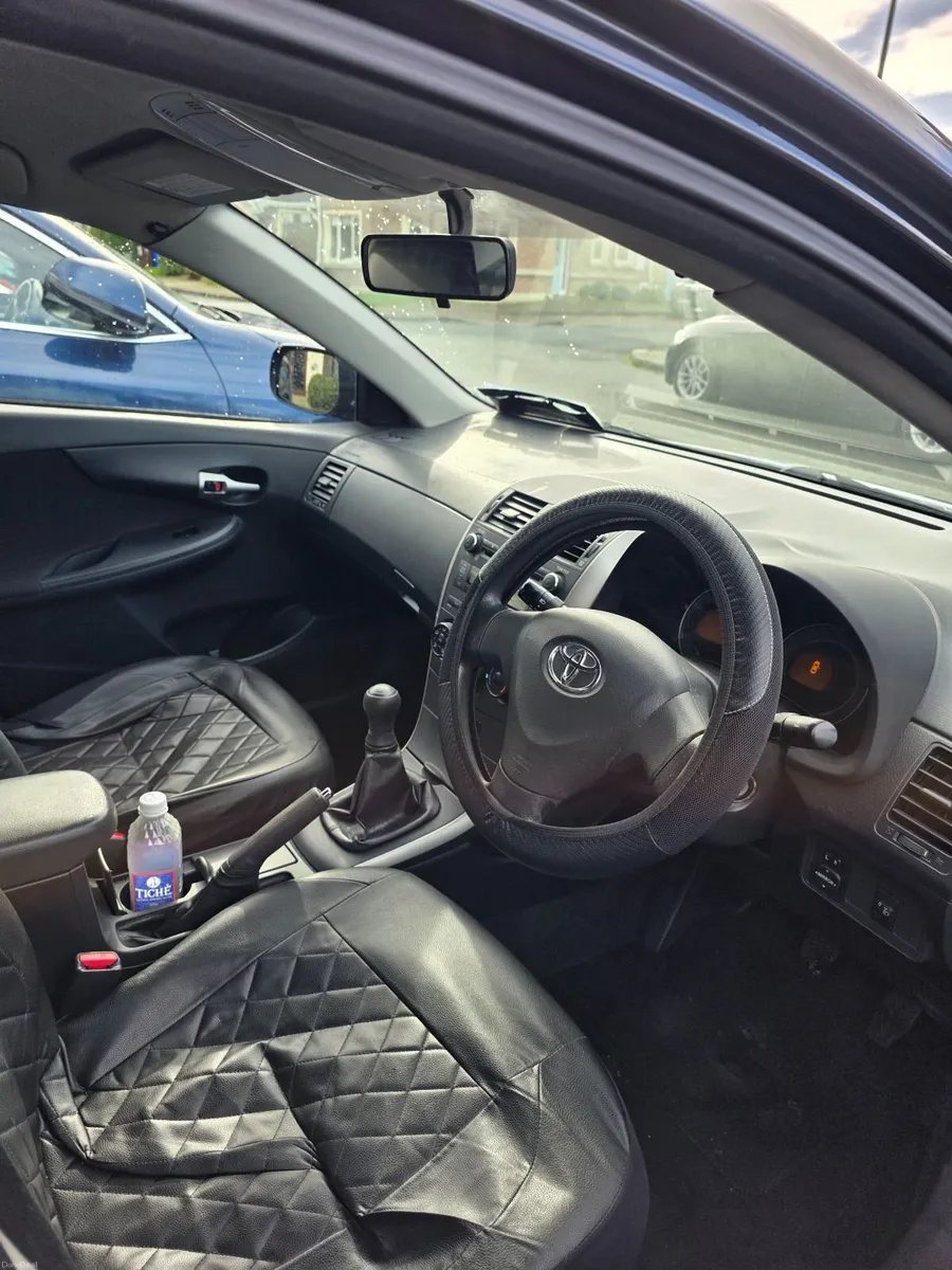 Toyota Corolla 2008 1.4 Petrol Manual - Image 3