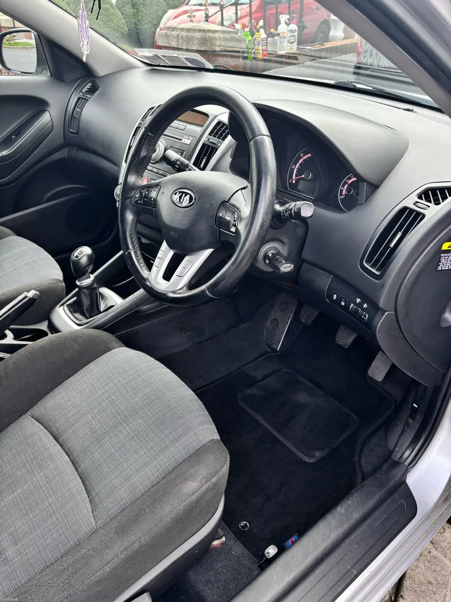 Kia Proceed 1.6 Diesel 2012 Fresh NCT 06/27 🚙🚙🚙 - Image 6