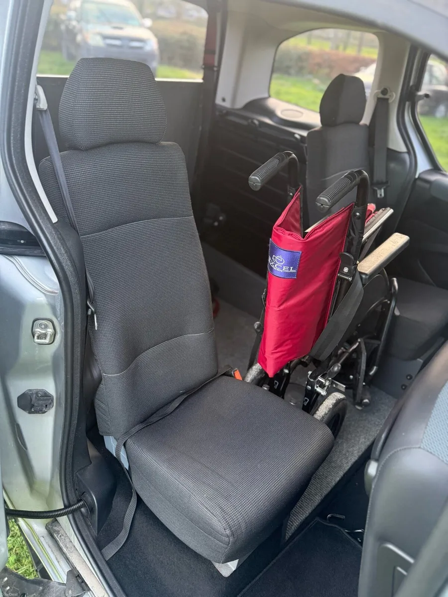 Wheelchair Citroen Berlingo - Image 6