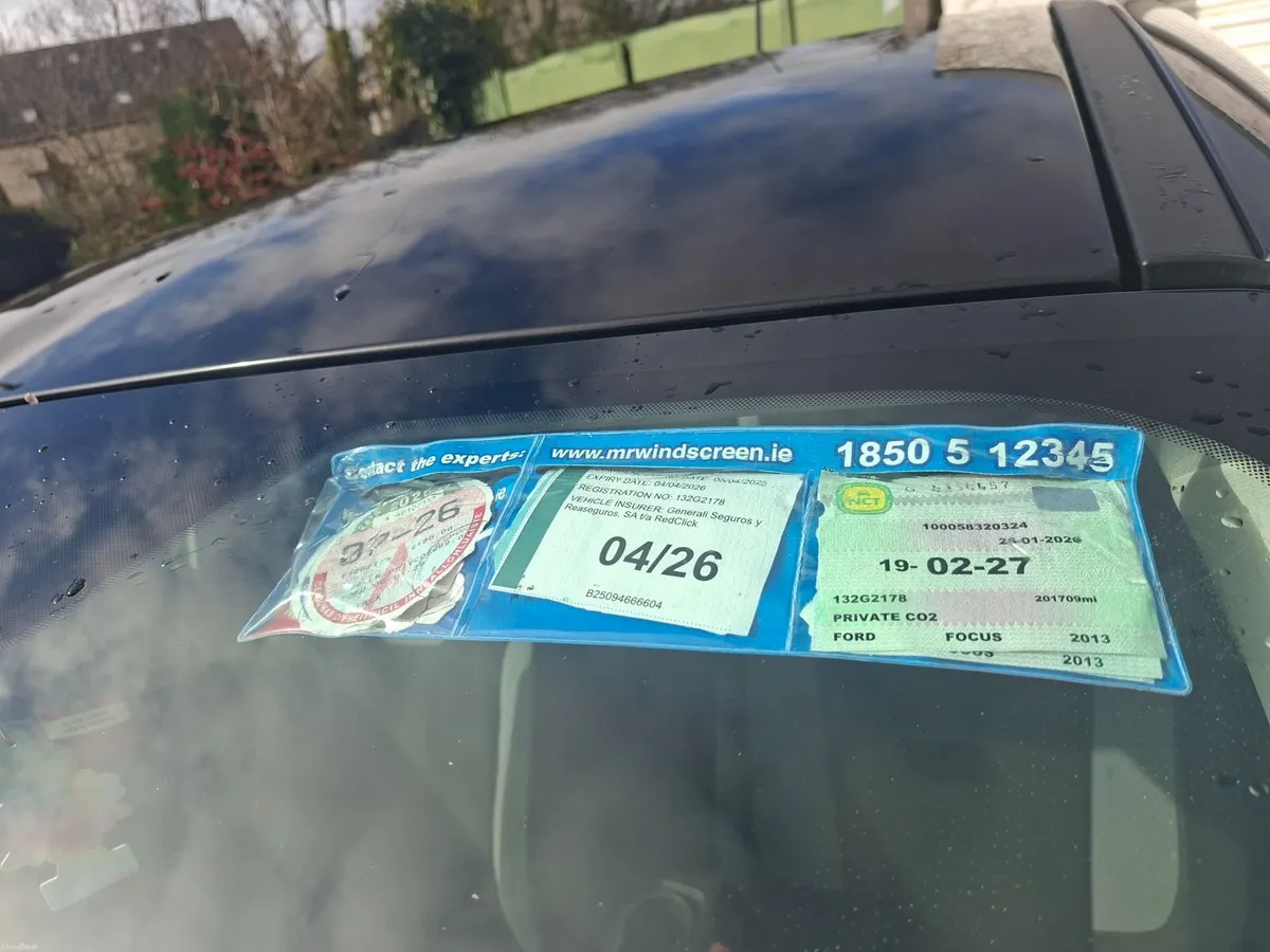 Ford Focus 2013 - Image 2