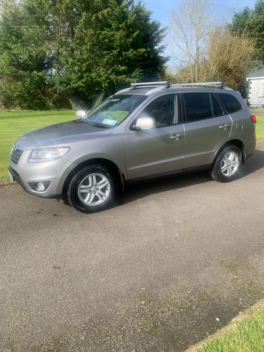 Hyundai Santa Fe 7 seater low tax. - Image 1