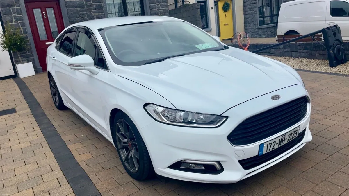 Ford Mondeo 2017 - Image 2