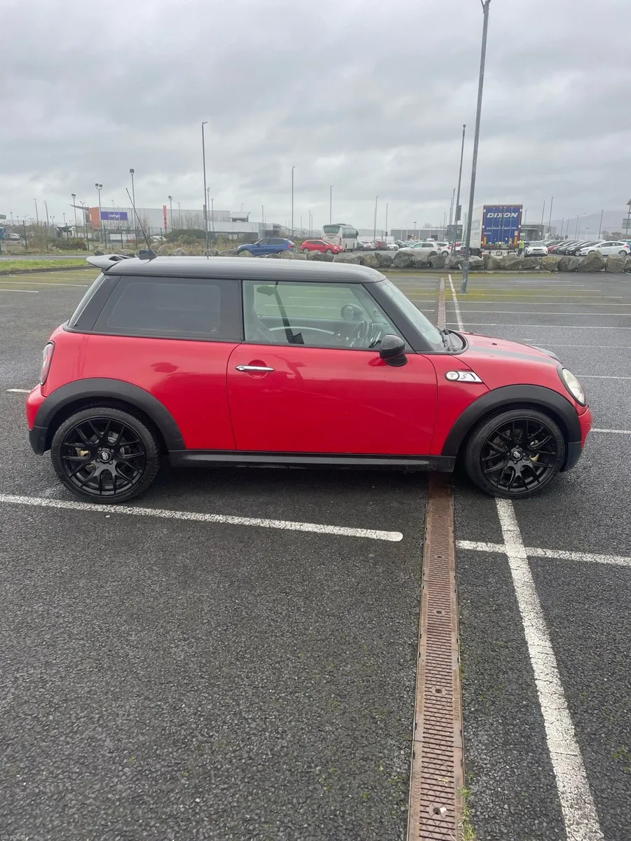 Mini Cooper-S - Image 1