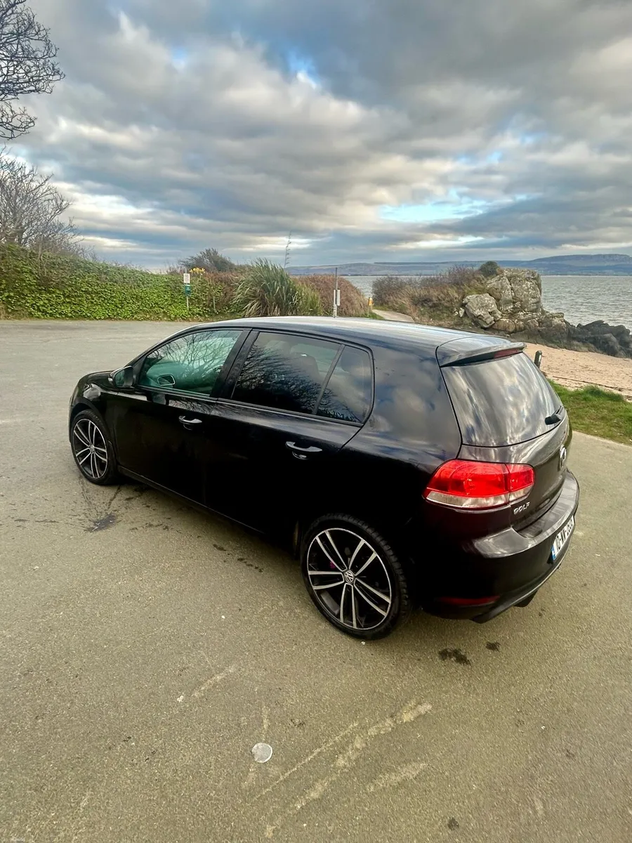 2010 Volkswagen Golf 1.6 TDI Manual - Image 4