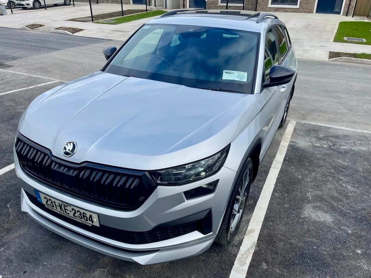 2023 Skoda Kodiaq Sportline DSG Automatic Pan Roof - Image 4