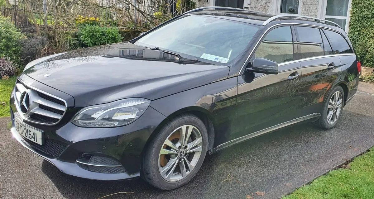 2013 Mercedes w212 e300 diesel-Hybrid Bluetec - Image 1