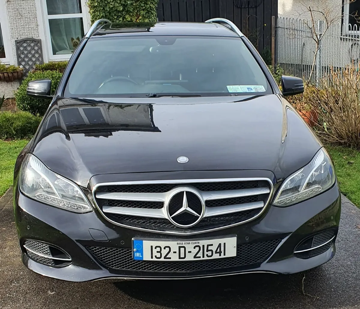 2013 Mercedes w212 e300 diesel-Hybrid Bluetec - Image 4