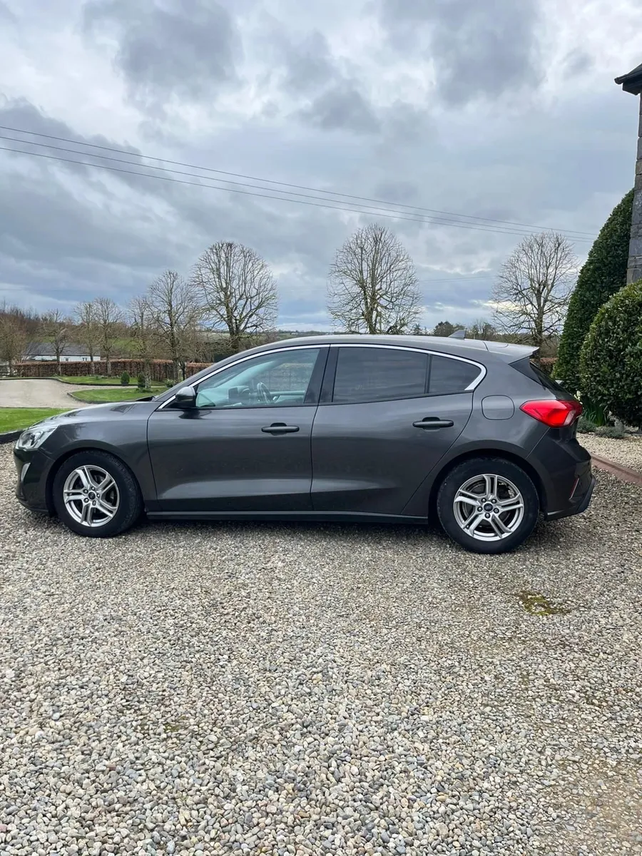 2018 Ford Focus 1.5 ZETEC - Image 3