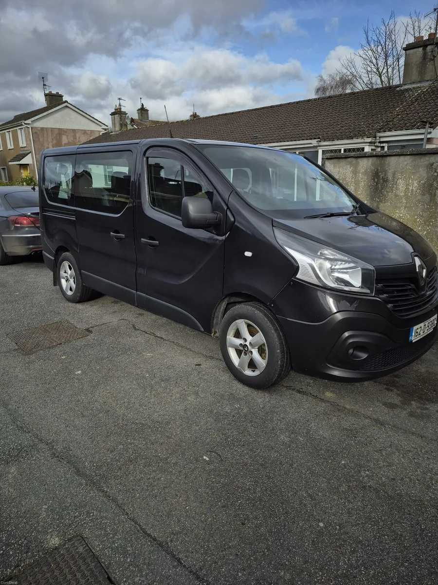 Renault Trafic - Image 2