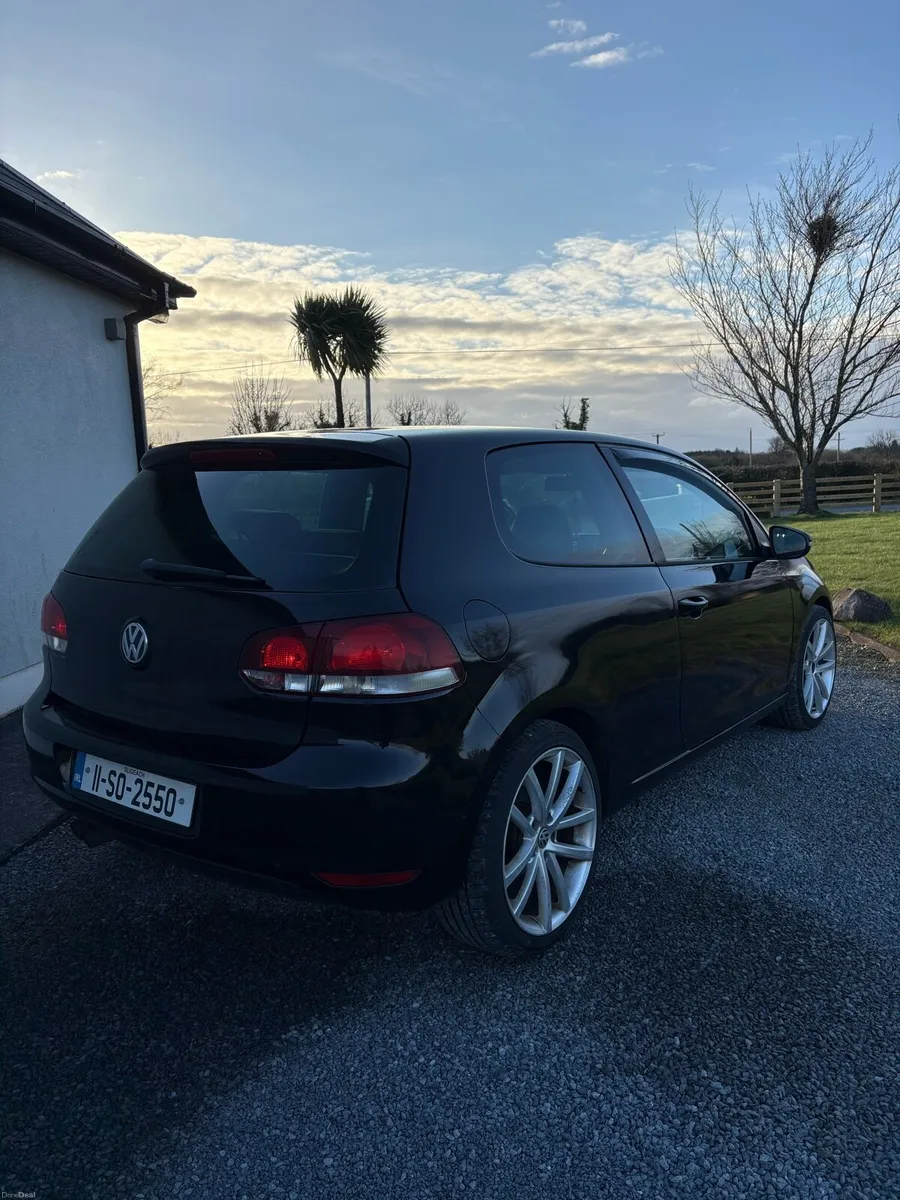 Volkswagen Golf 2.0 - Image 4