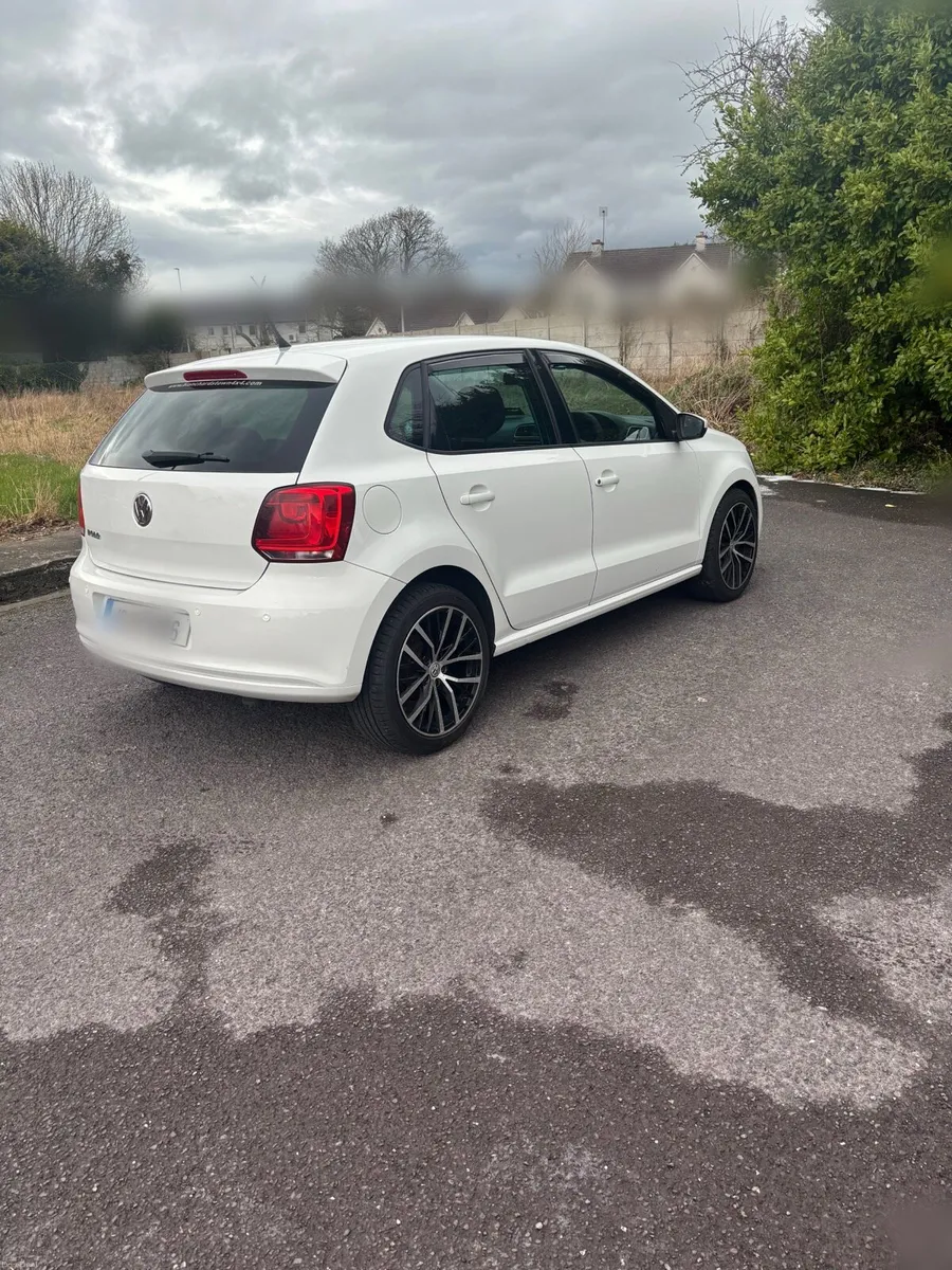 2012 Volkswagen Polo - Image 4