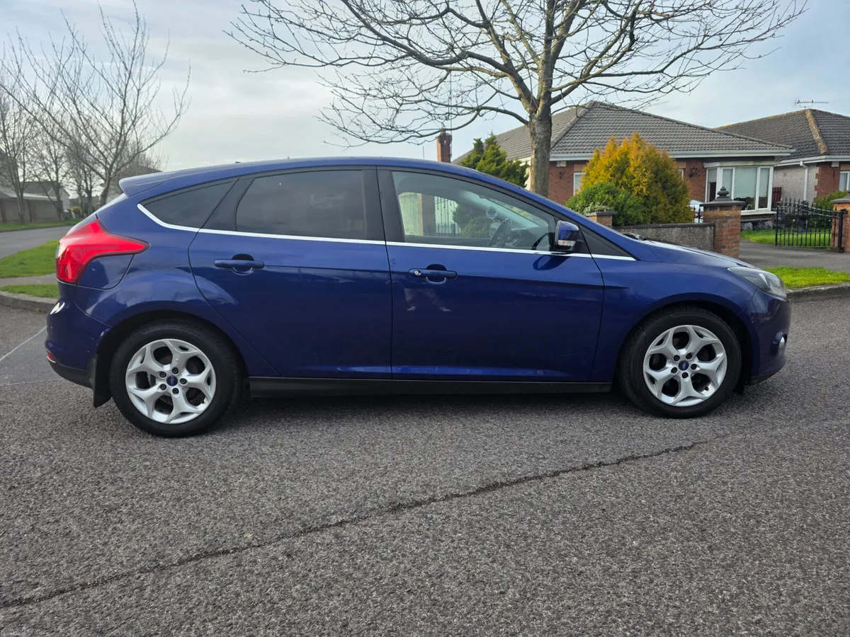 Ford Focus 1 litre petrol ( NCT and cheap tax ) - Image 3