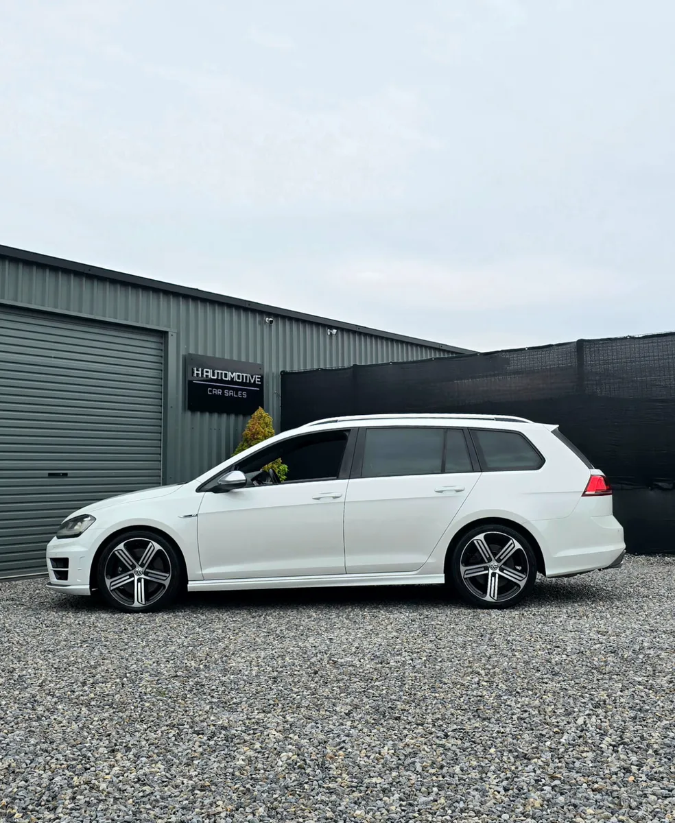 2015 VOLKSWAGEN GOLF R WAGON 4-MOTION - Image 3