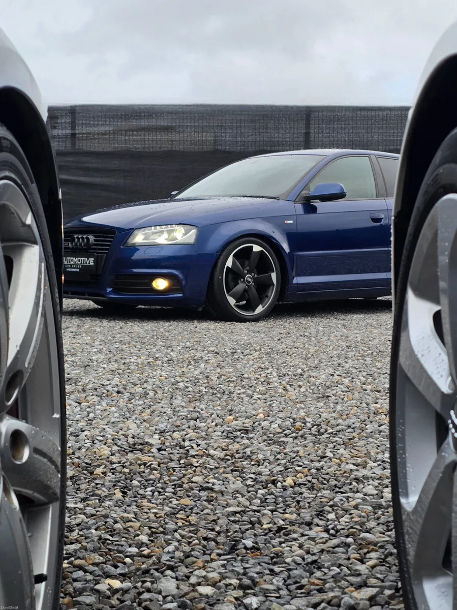 2013 AUDI A3 SPORTBACK S LINE TFSI AUTO - Image 3