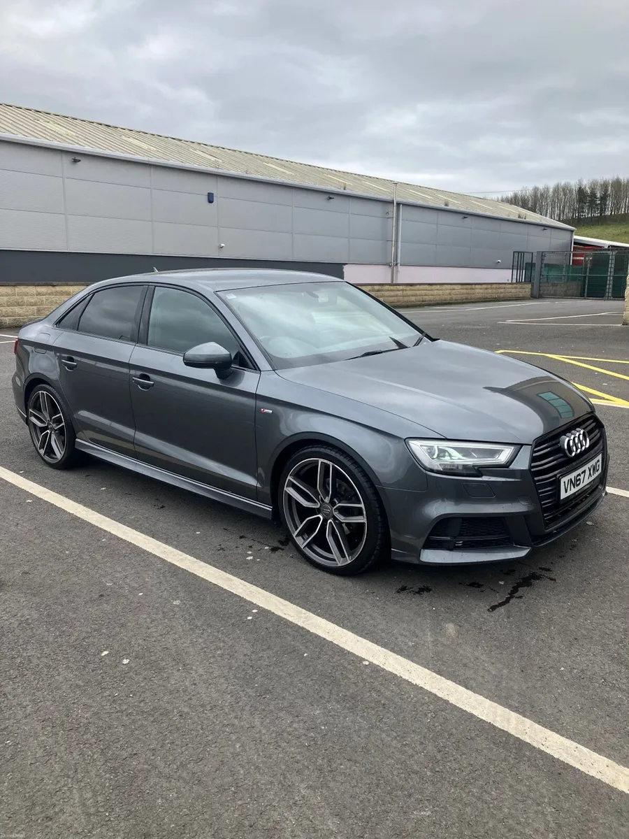 Audi A3 2018 - Image 2