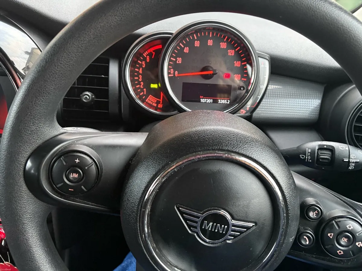 2018 Mini Cooper - Image 4