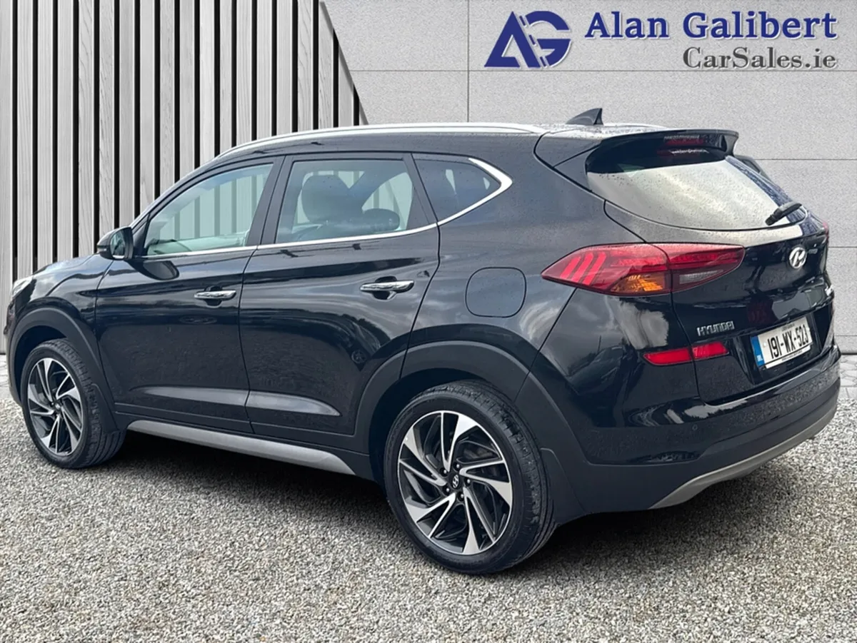 Hyundai Tucson 1.6 Diesel EXECUTIVE PLUS - Image 2