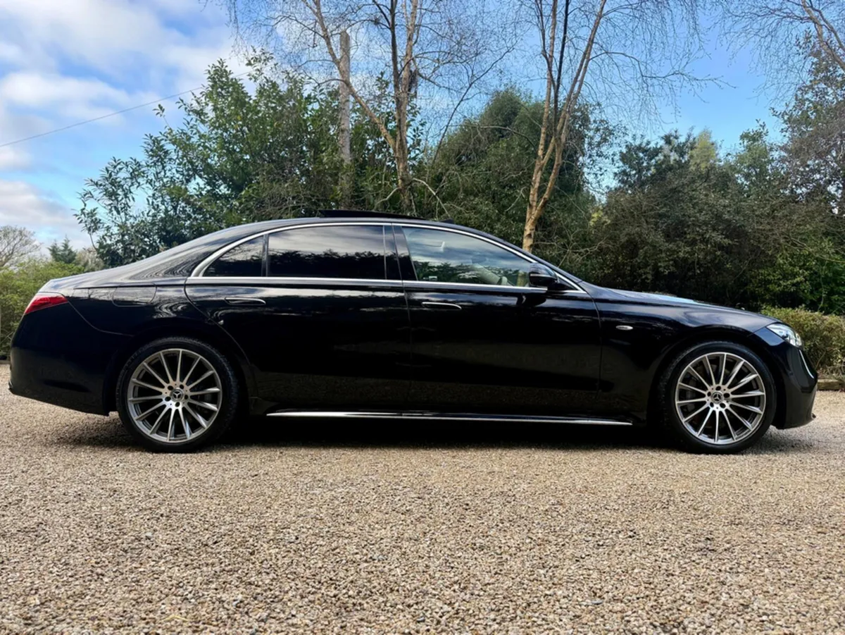 Mercedes-Benz S-Class S450e L AMG PREMIUM PLUS - Image 3