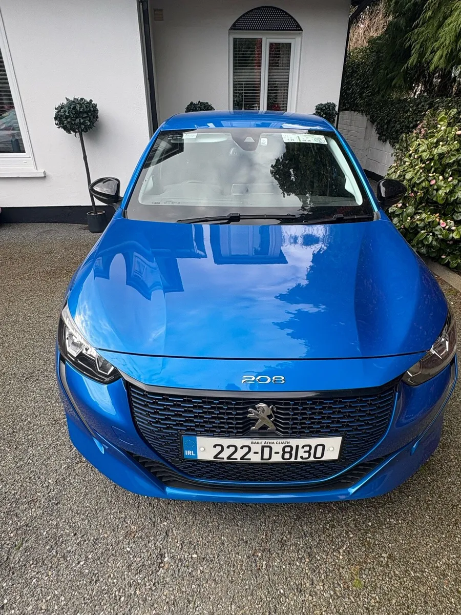 PEUGEOT 208 ALLURE PACK 136BHP 50 KWH 4DR - Image 1