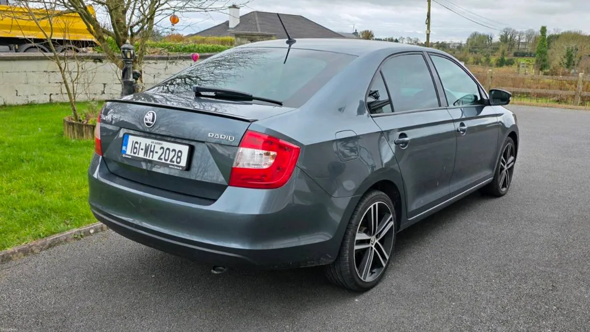 Skoda Rapid Sport Diesel - Image 2