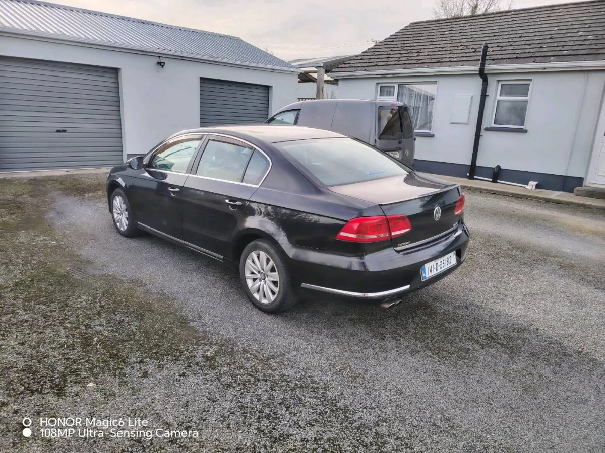 2014 Volkswagen Passat - Image 4