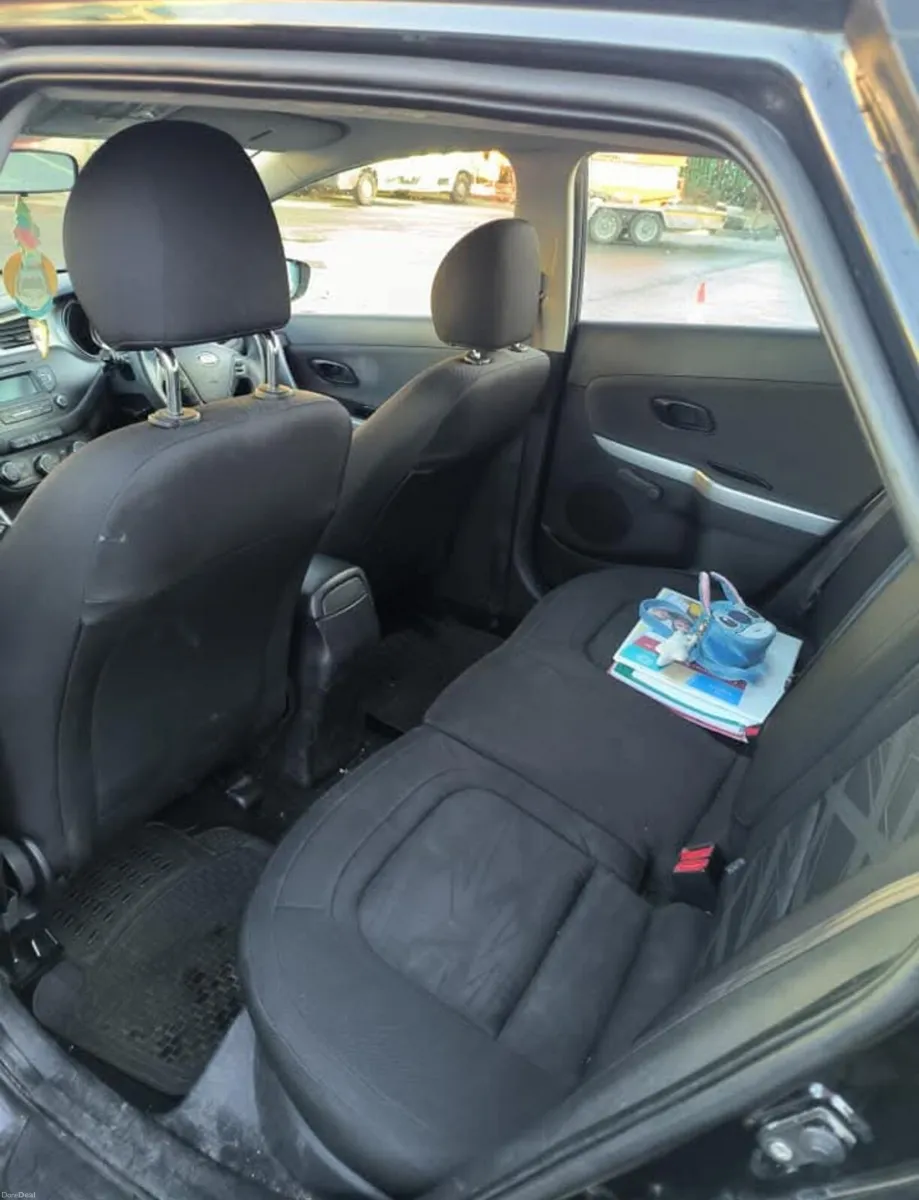 Kia Ceed - Image 4