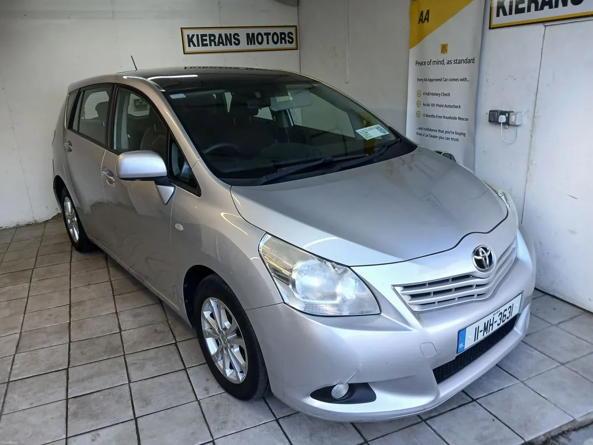 Toyota Verso 2011 - Image 2