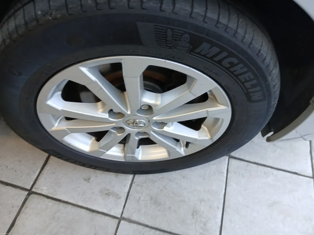 Toyota Verso 2011 - Image 3