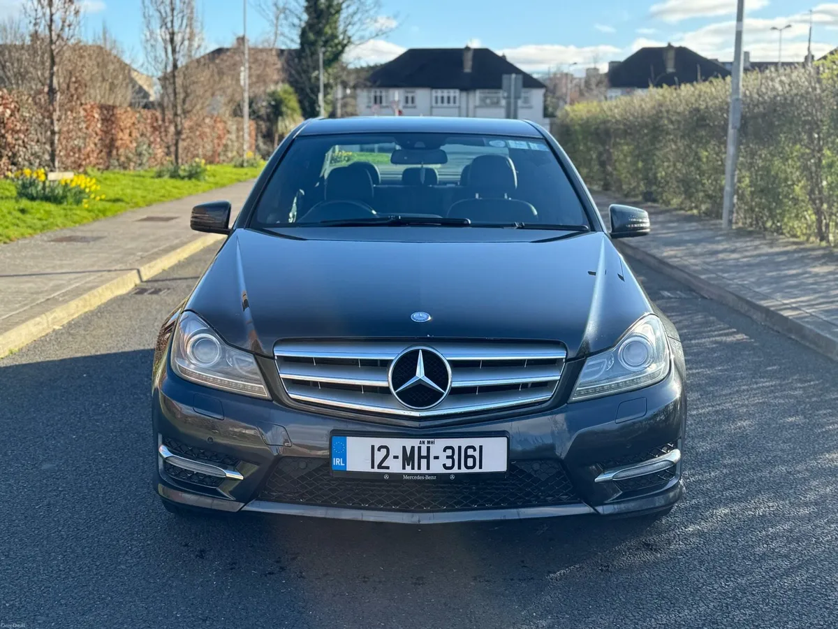 Mercedes-Benz c class 220 AMG - Image 2
