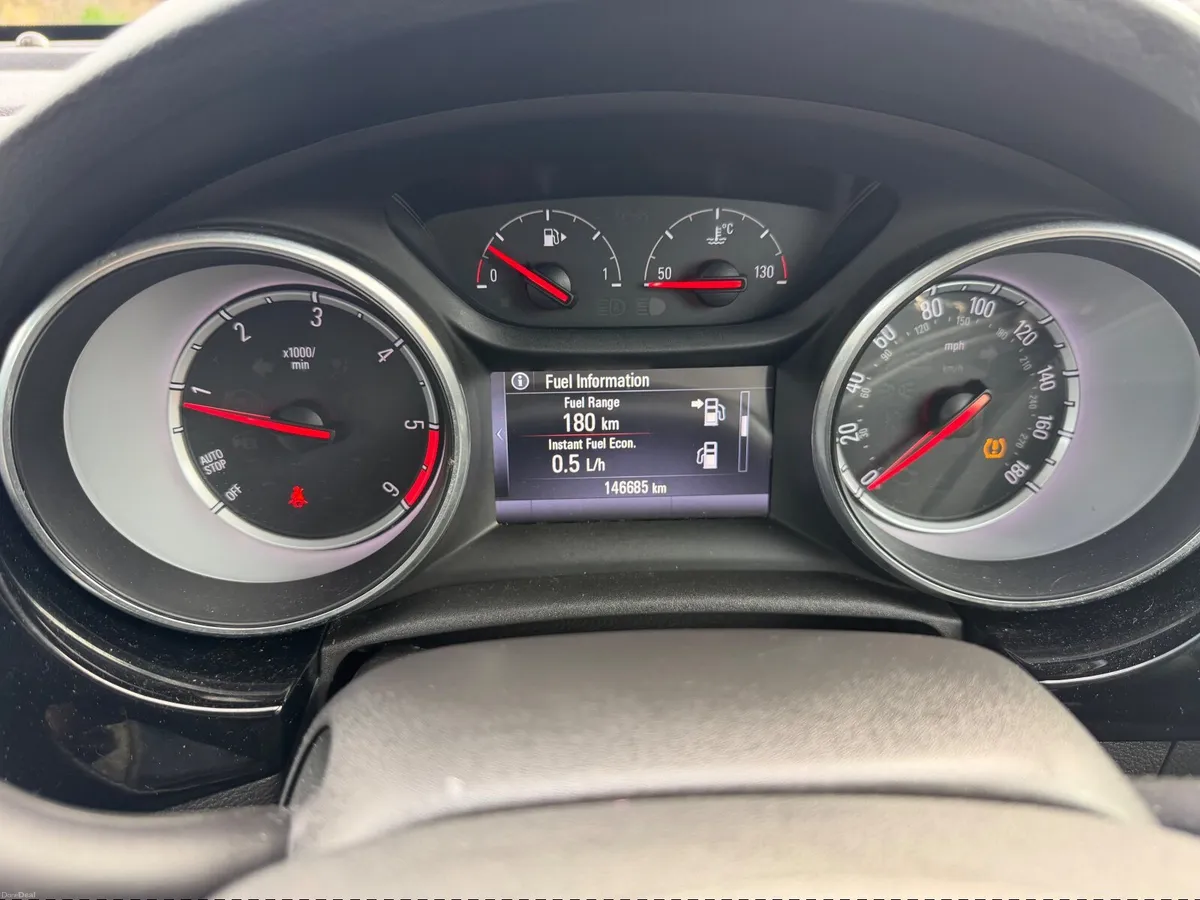 Opel Astra 2016 Diesel 1.6 Manual - Image 2