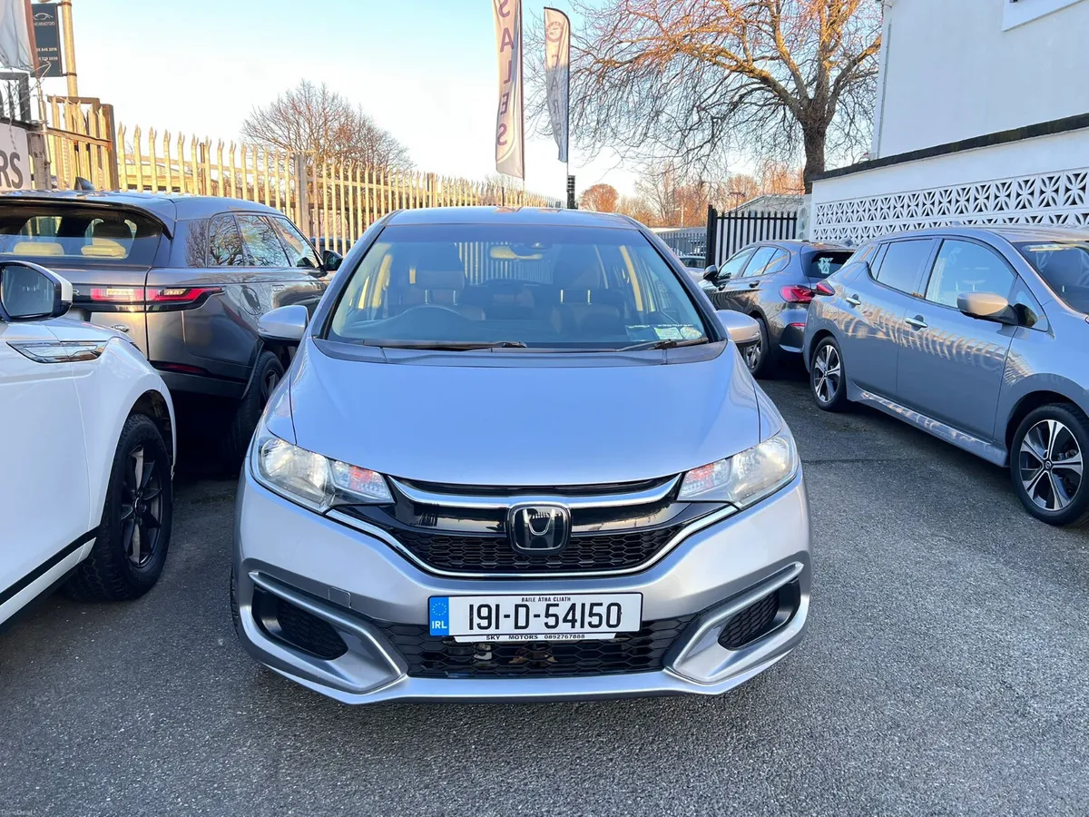 2019 Honda Fit 1.5 Hybrid - Image 3