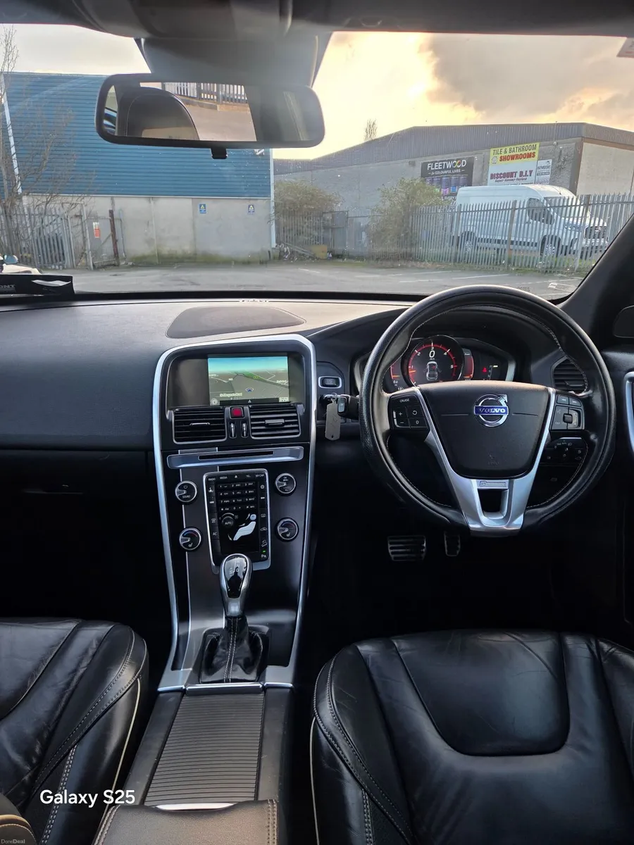 Volvo XC60 2016 - Image 4