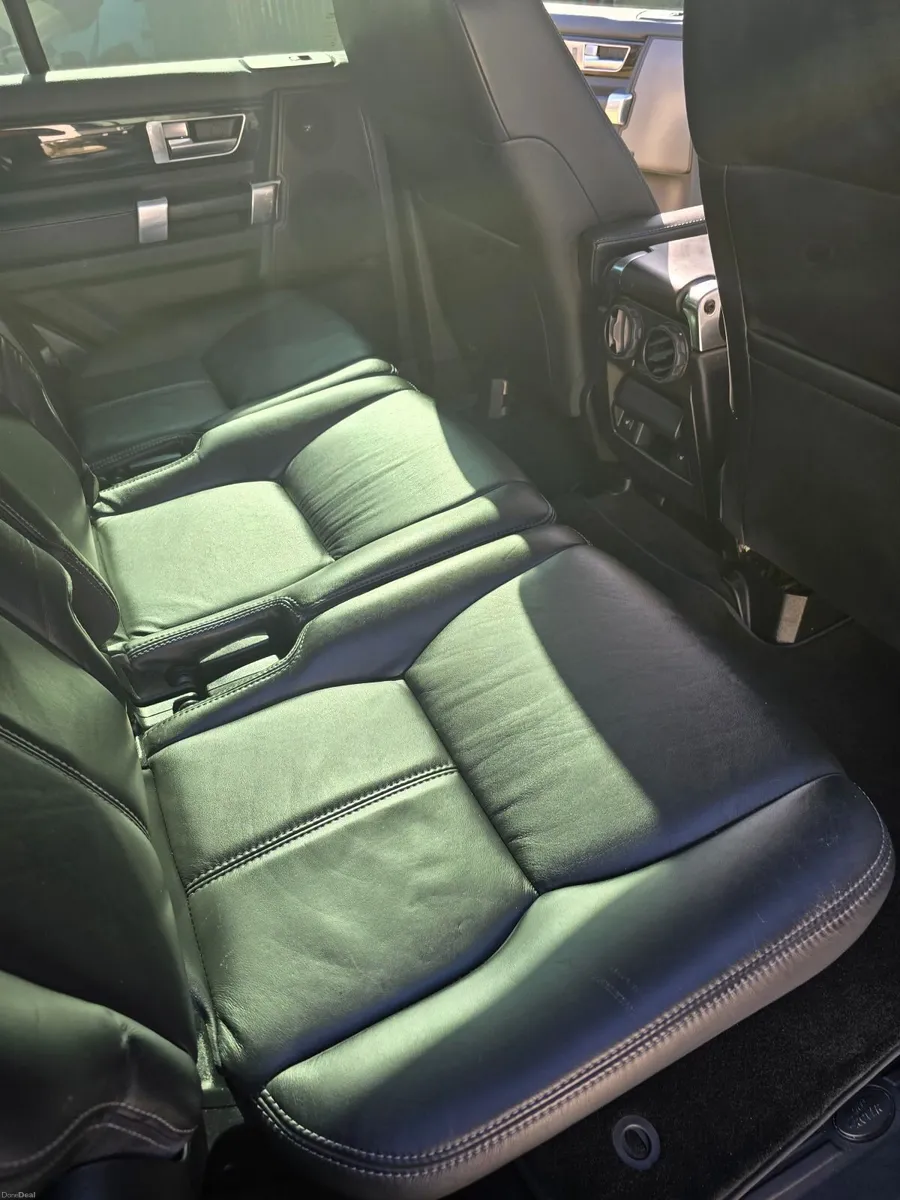 Land Rover Discovery 2015 - Image 6
