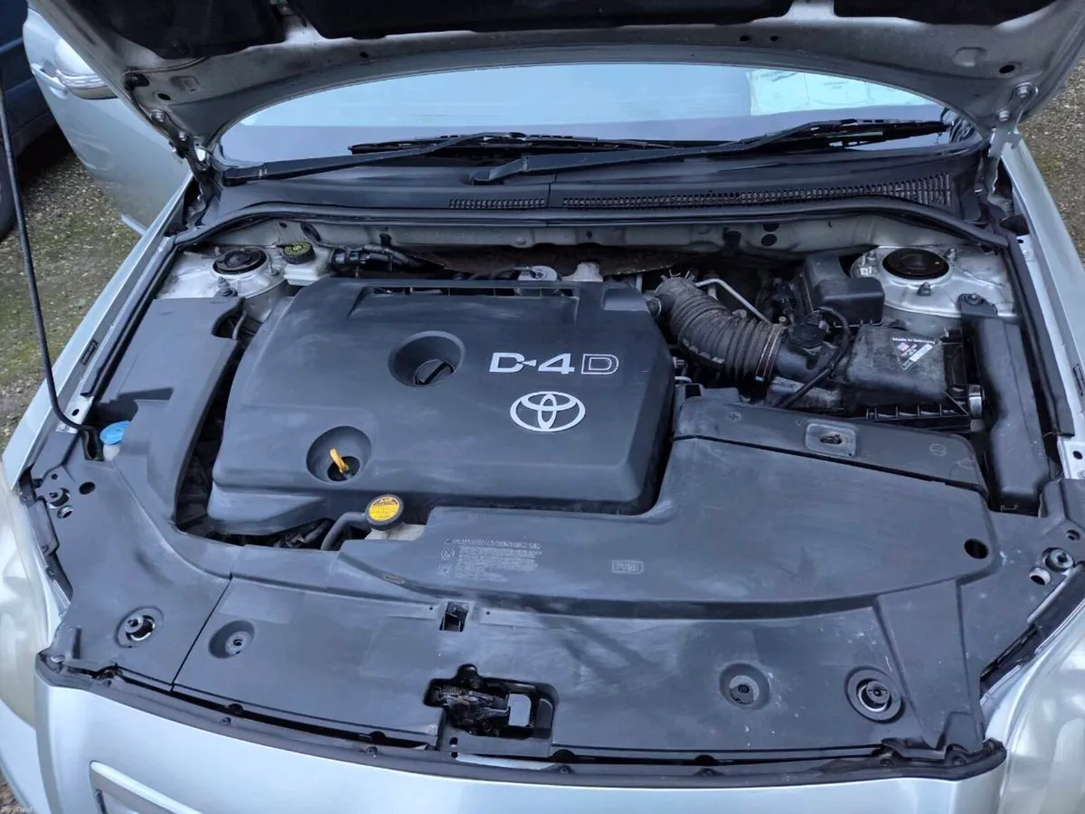 Toyota Avevensis D4D - Image 4