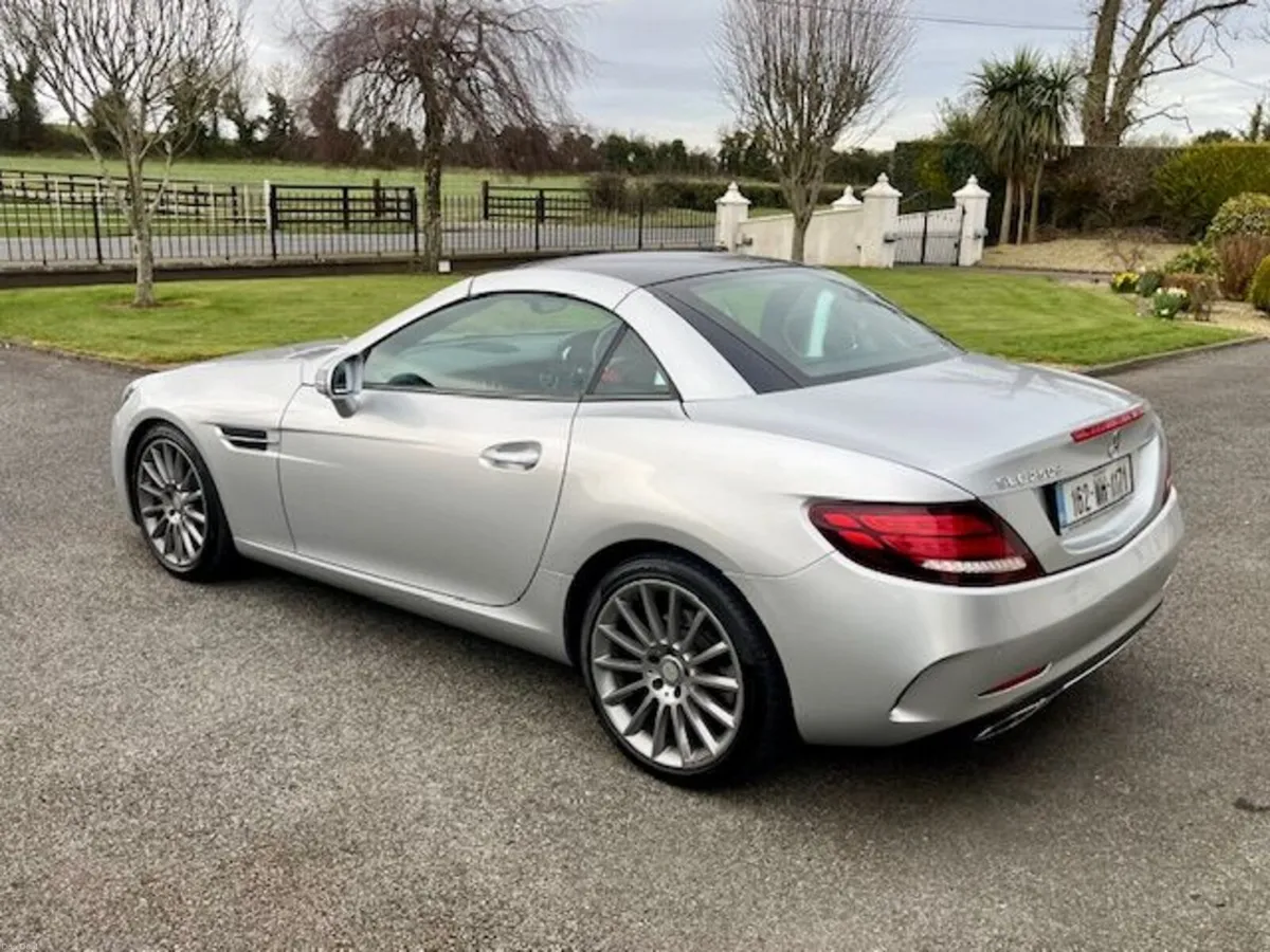 Mercedes-Benz SLC 2016 - Image 4