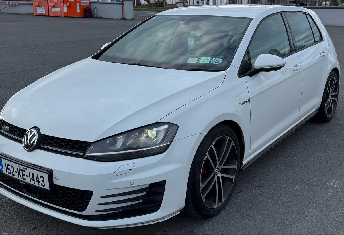 152 Volkswagen Golf GTD - Image 2