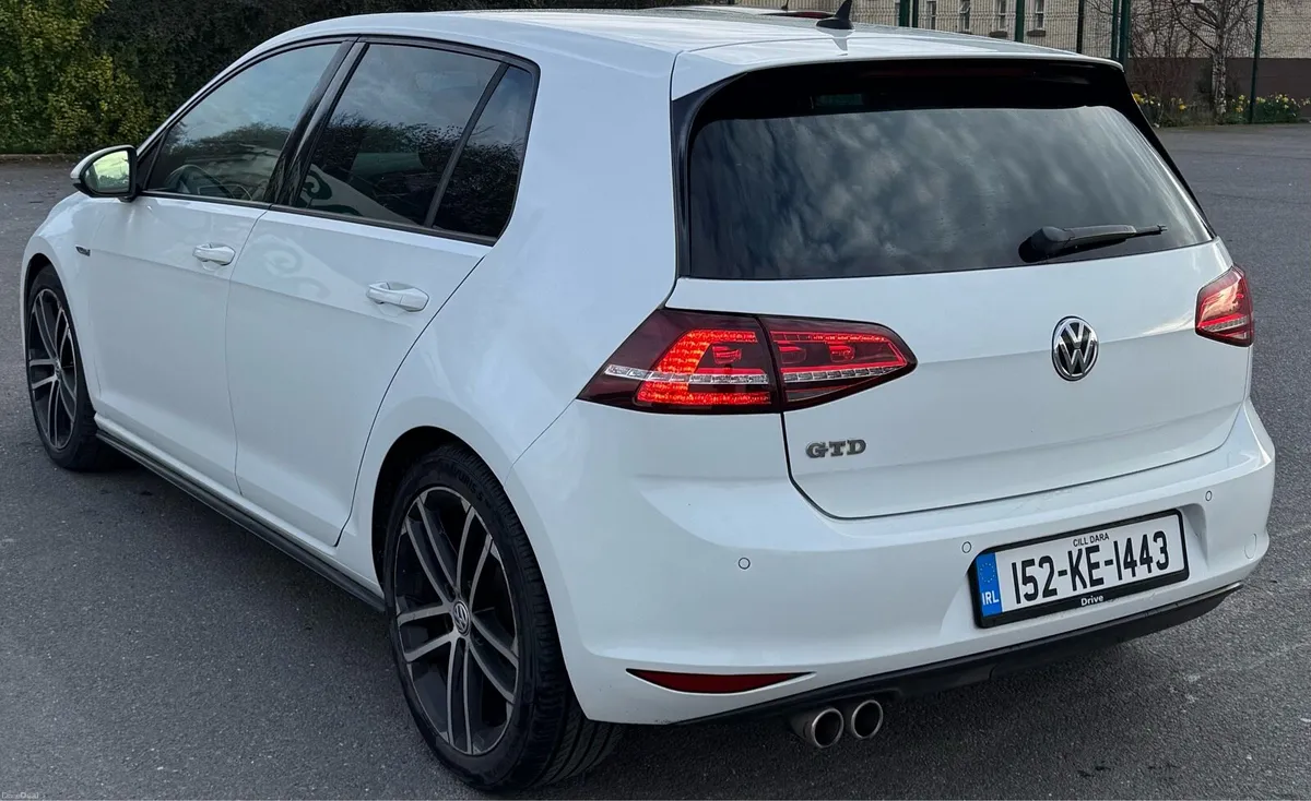 152 Volkswagen Golf GTD - Image 4