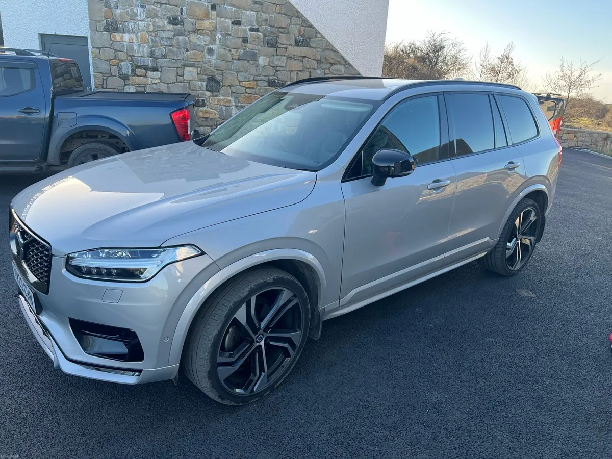 Volvo xc90 - Image 1