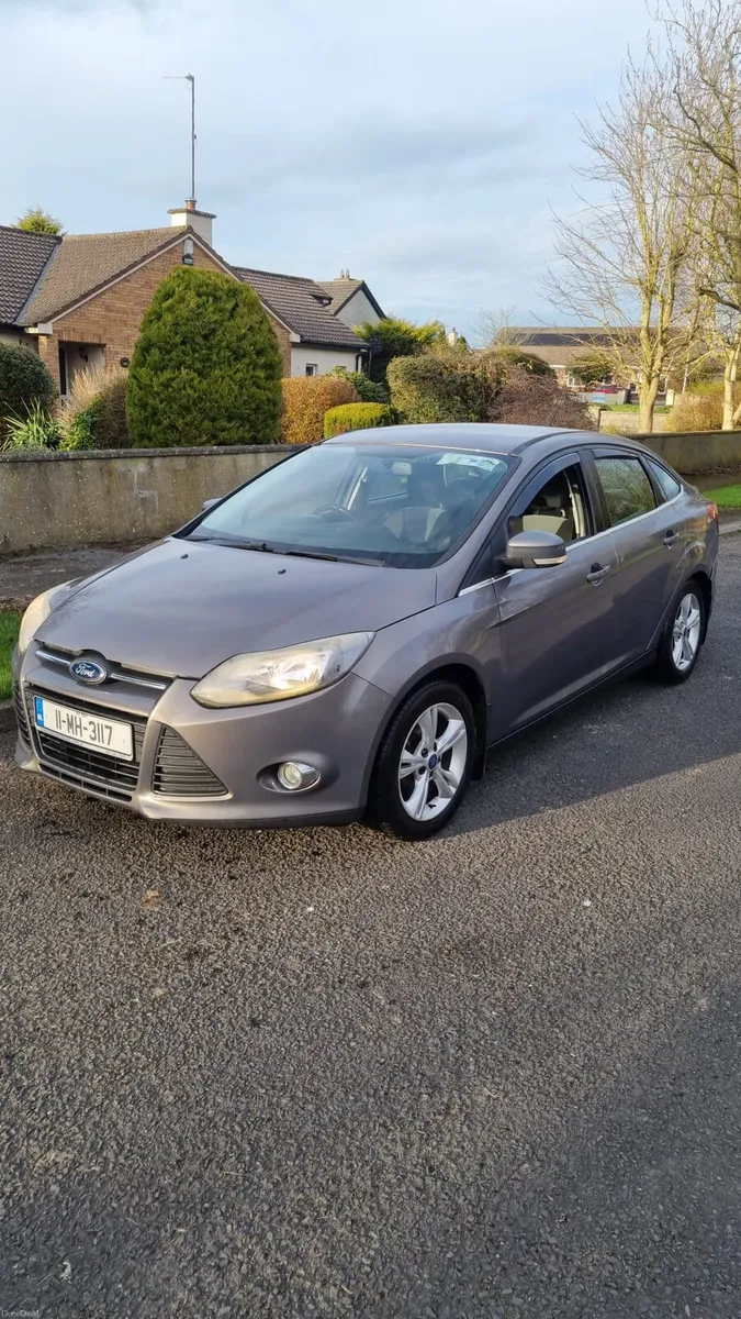 Ford Focus 2011 - Image 1