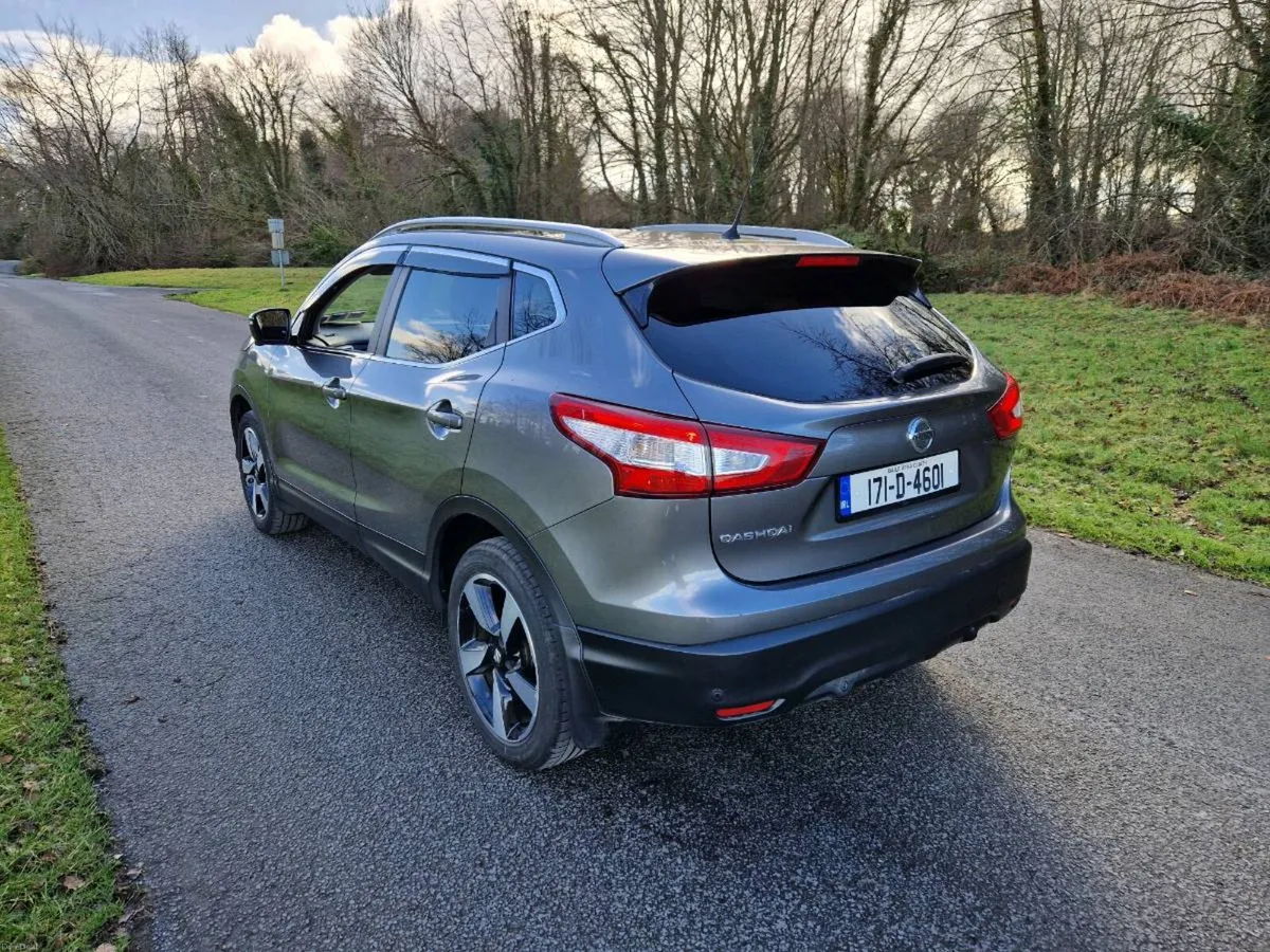 Nissan Qashqai Top Spec - Image 4