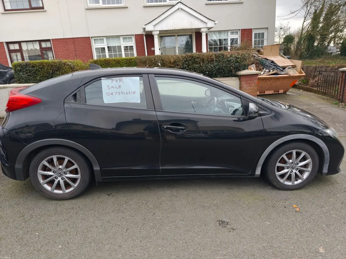 Honda Civic 2013 - Image 3