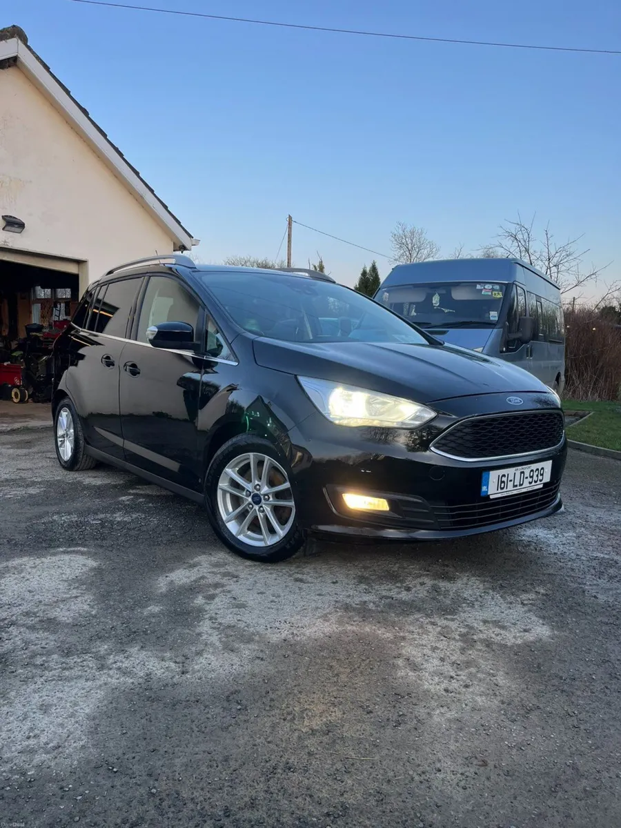 Ford C-Max - Image 1