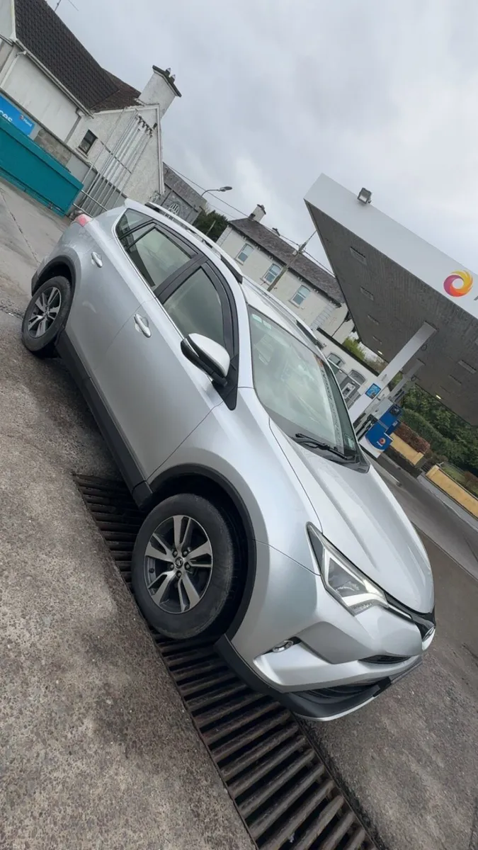 Toyota rav4 - Image 4