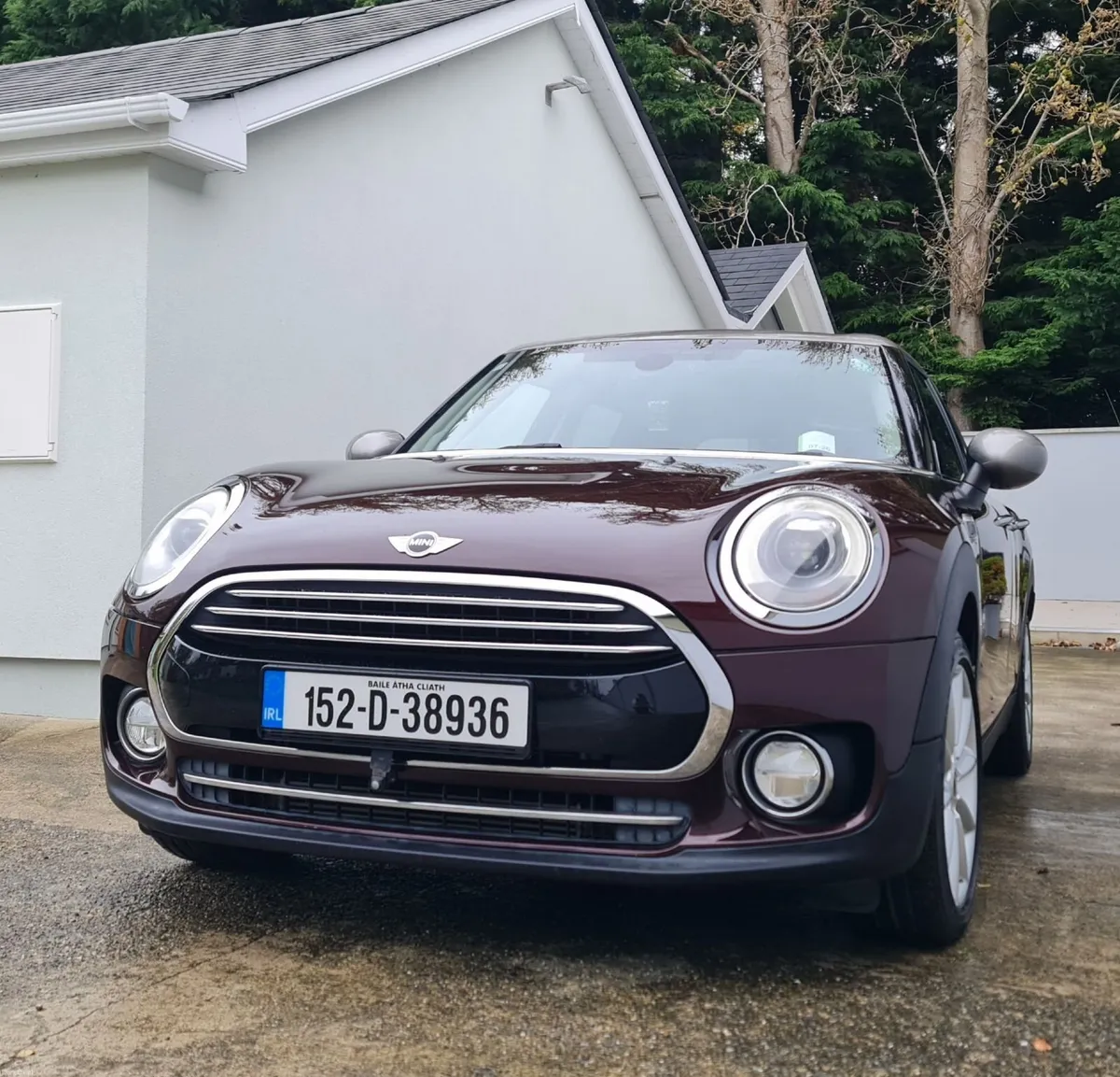 2015 MINI Clubman Cooper | Low KM | Stunning Color - Image 1