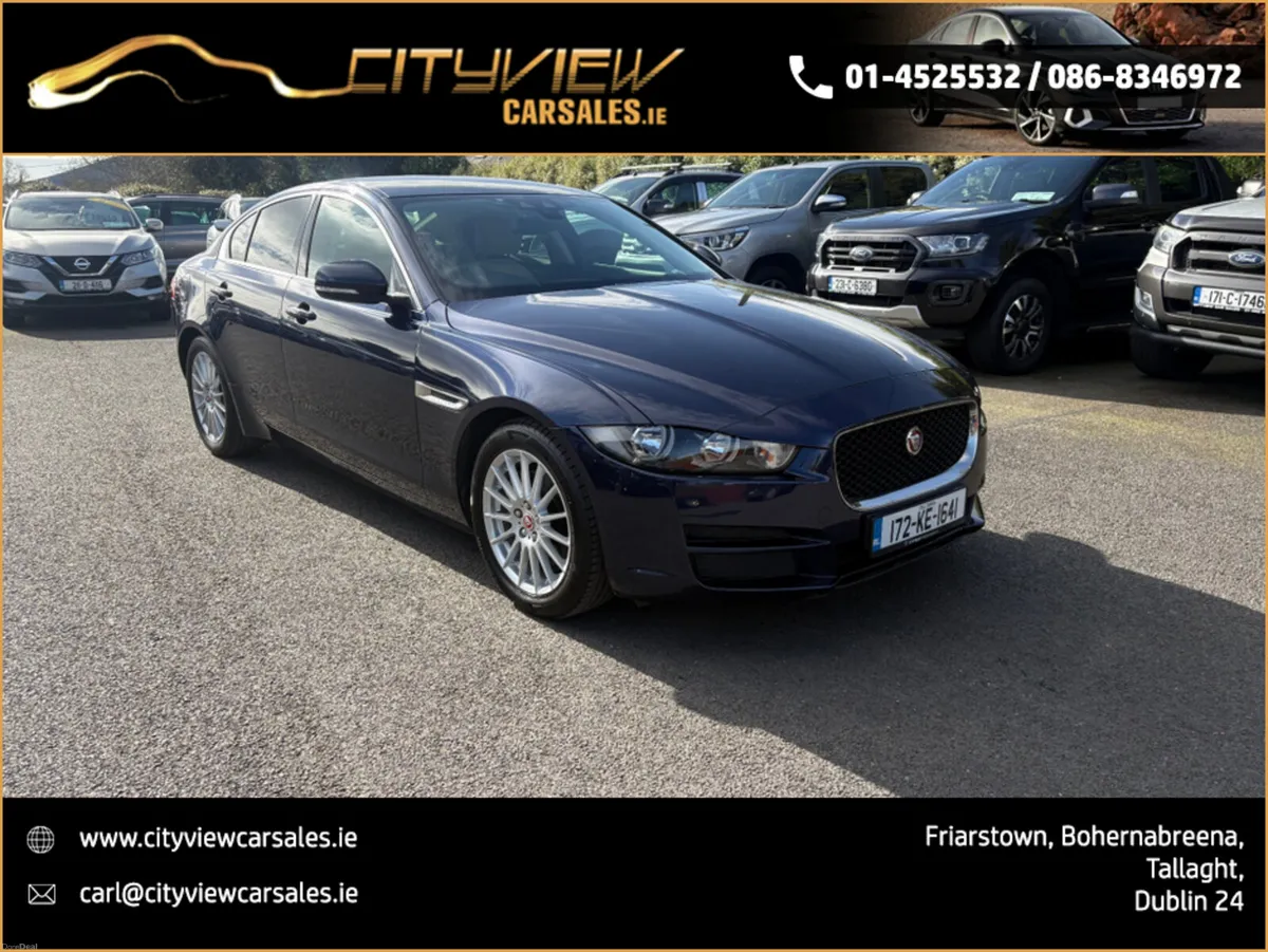 Jaguar XE XE LOW MILAGE - Image 2