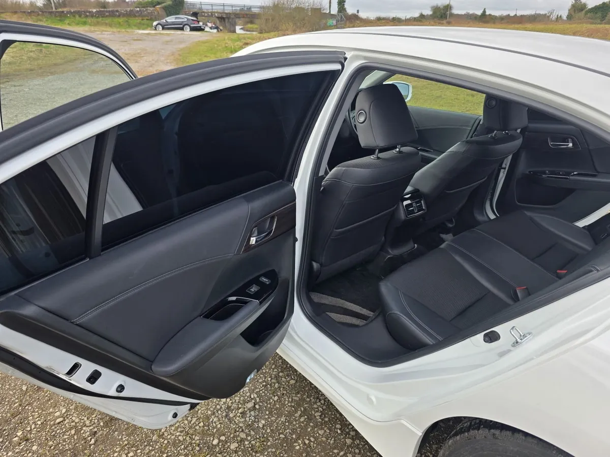 2016/17 Honda Accord Hybrid EX Full OPPT - Image 4