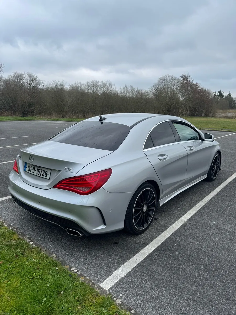 Mercedes CLA 220 AMG line - Image 4