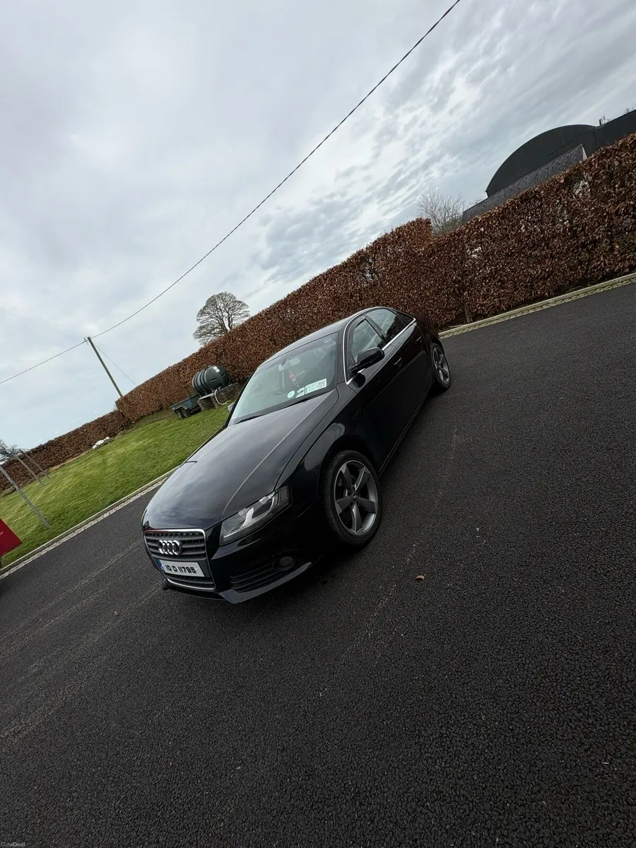 Audi A4 - Image 2